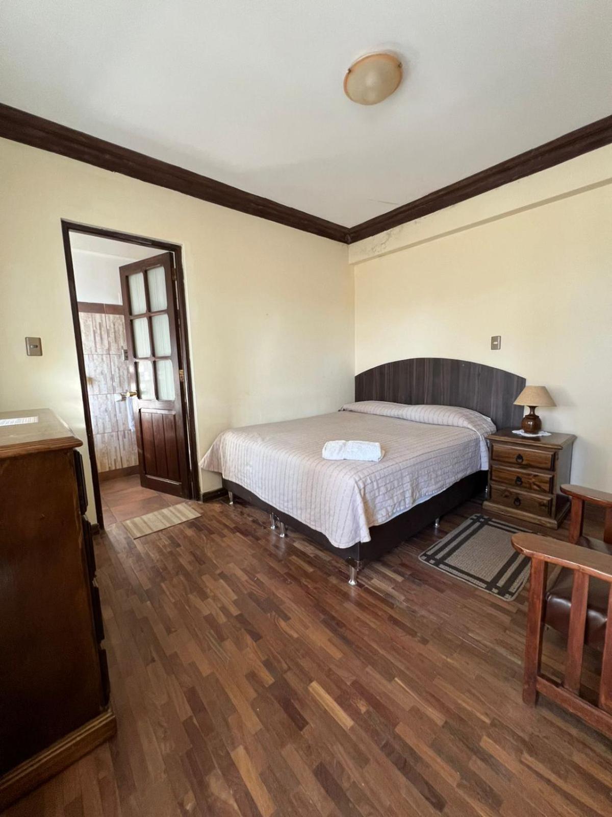 La Culta Centro Cultural Y Hostal 苏克雷 外观 照片