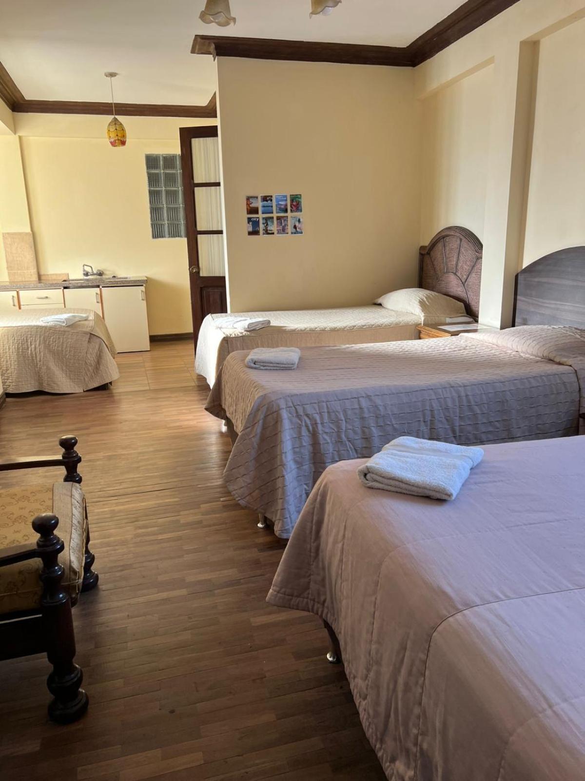La Culta Centro Cultural Y Hostal 苏克雷 外观 照片
