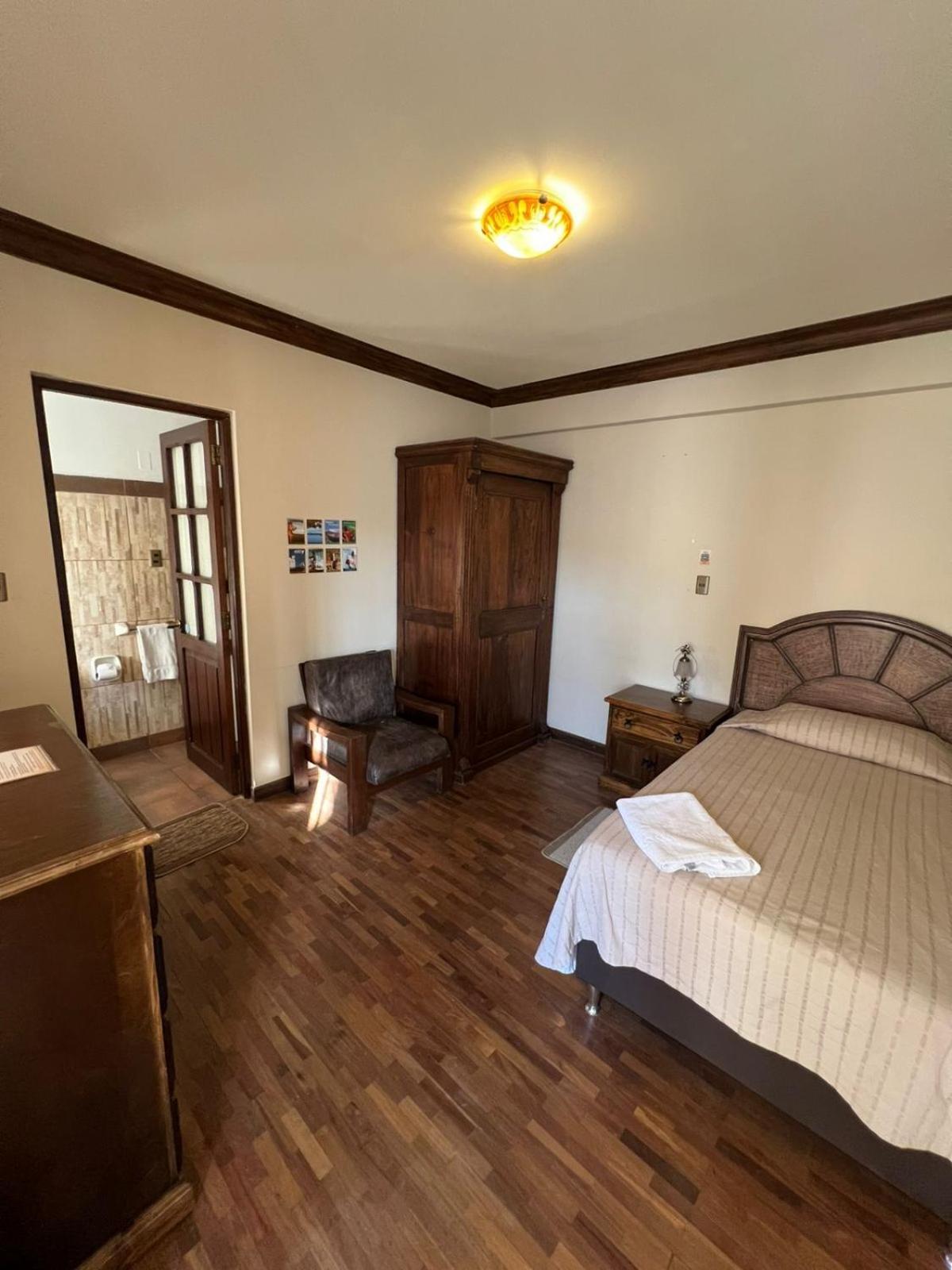 La Culta Centro Cultural Y Hostal 苏克雷 外观 照片