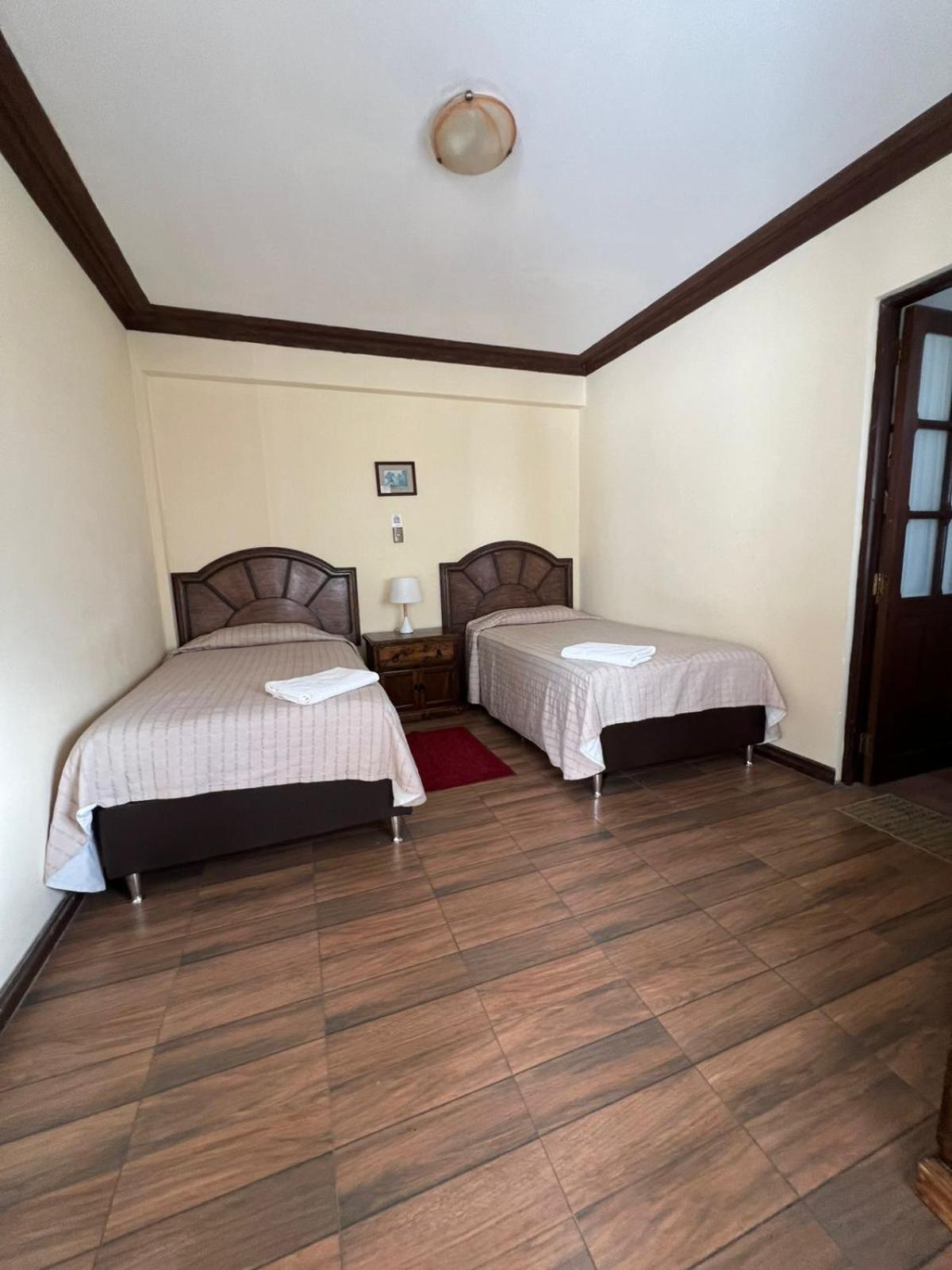 La Culta Centro Cultural Y Hostal 苏克雷 外观 照片